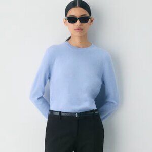 Aritzia Babaton 100% Cashmere Crewneck Sweater